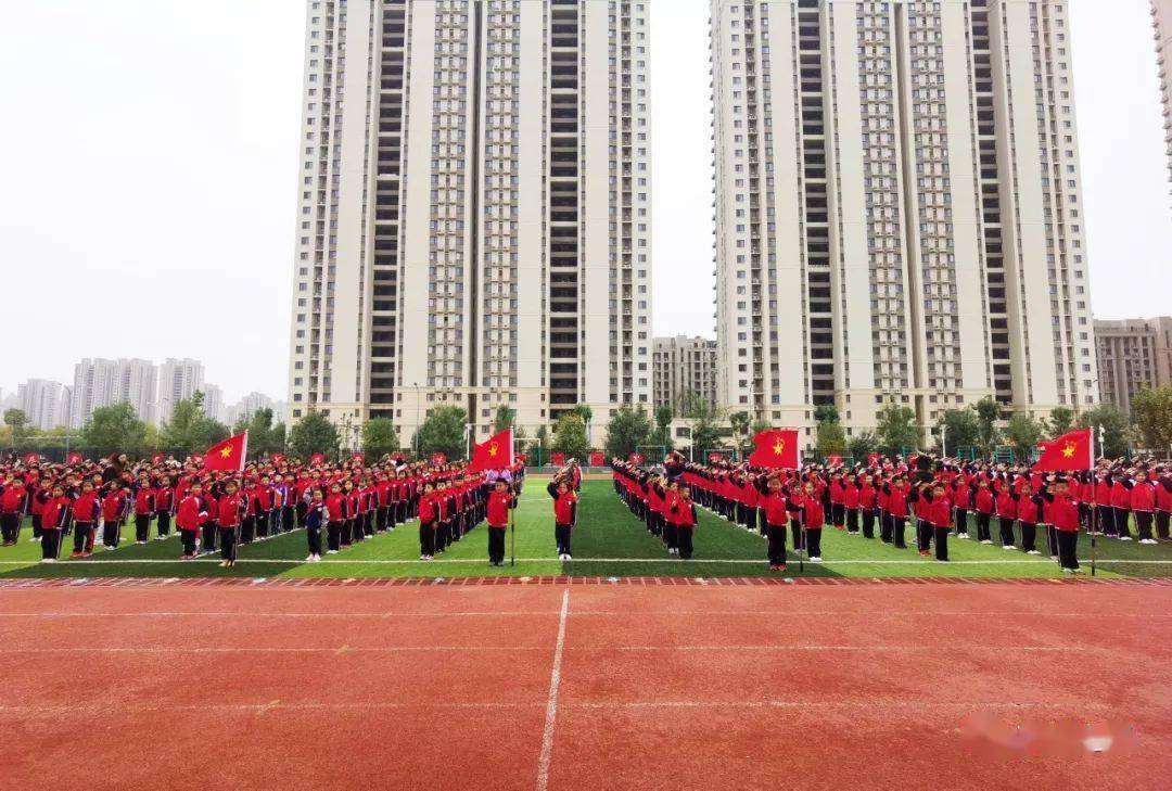 2020年10月13日,济南市槐荫区西城实验学校小学部举行了"重温红色经典