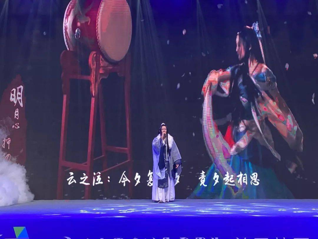 青龙永夜曲谱怎么过_青龙永夜