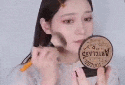 脸型|脸大五官扁平=丑？这招＂整骨级”化妆术拿好不谢！