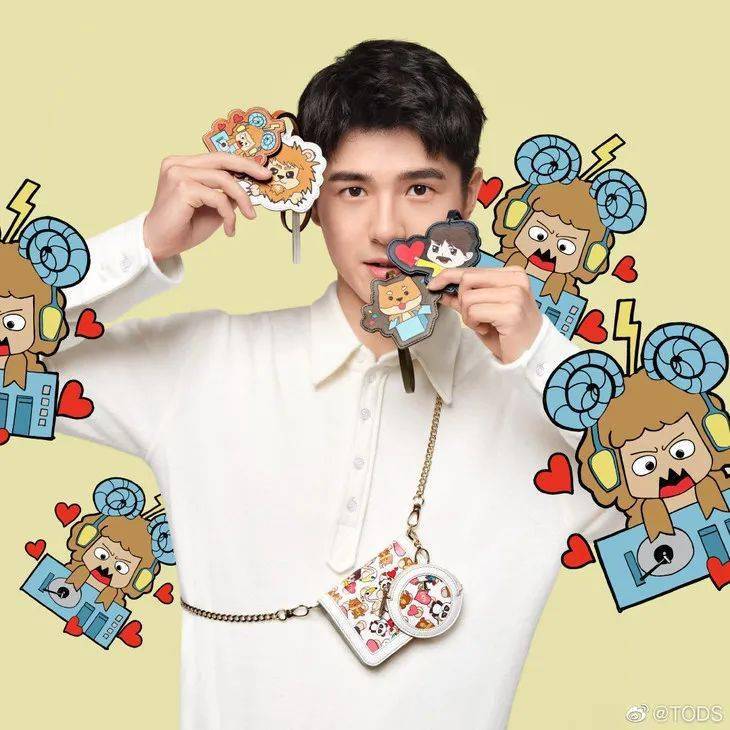 Lancel|壹周潮话题 | 一周看了三场珠宝展，今年又买不成保时捷了！（狗头）