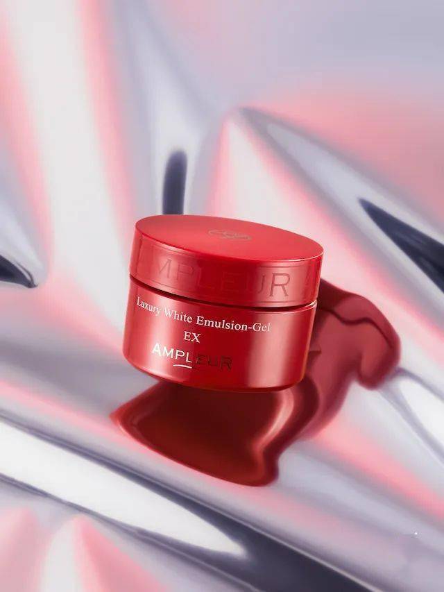 皮肤|抹出“宛如天生”的素颜肌,全靠这个小红罐面霜