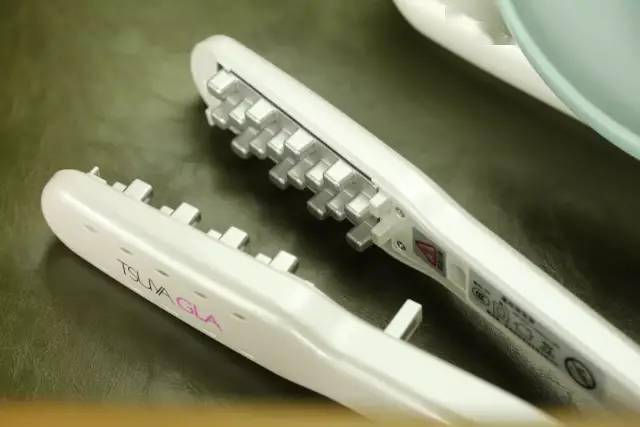 神器|太显脸小了吧!头发蓬松神器,3分钟拯救细软塌!