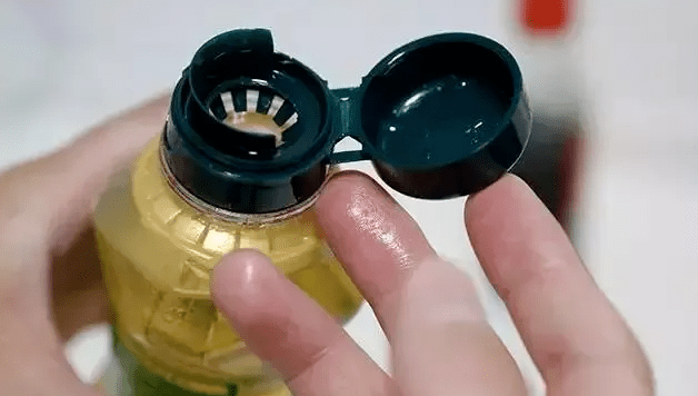 玻璃瓶|暗藏5处「机关」！解决厨房一顽疾...远离致癌风险这只中国造的10多块钱玻璃瓶