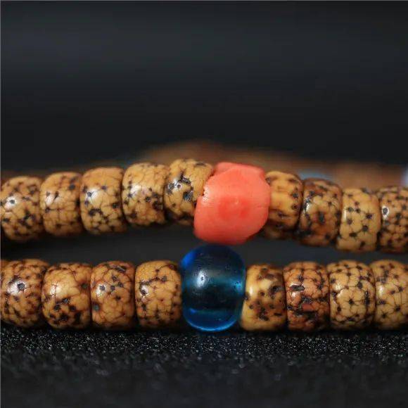 玩友|配饰顶流！有人说它是每个文玩人配串的梦想！价格却没想象中那么贵！