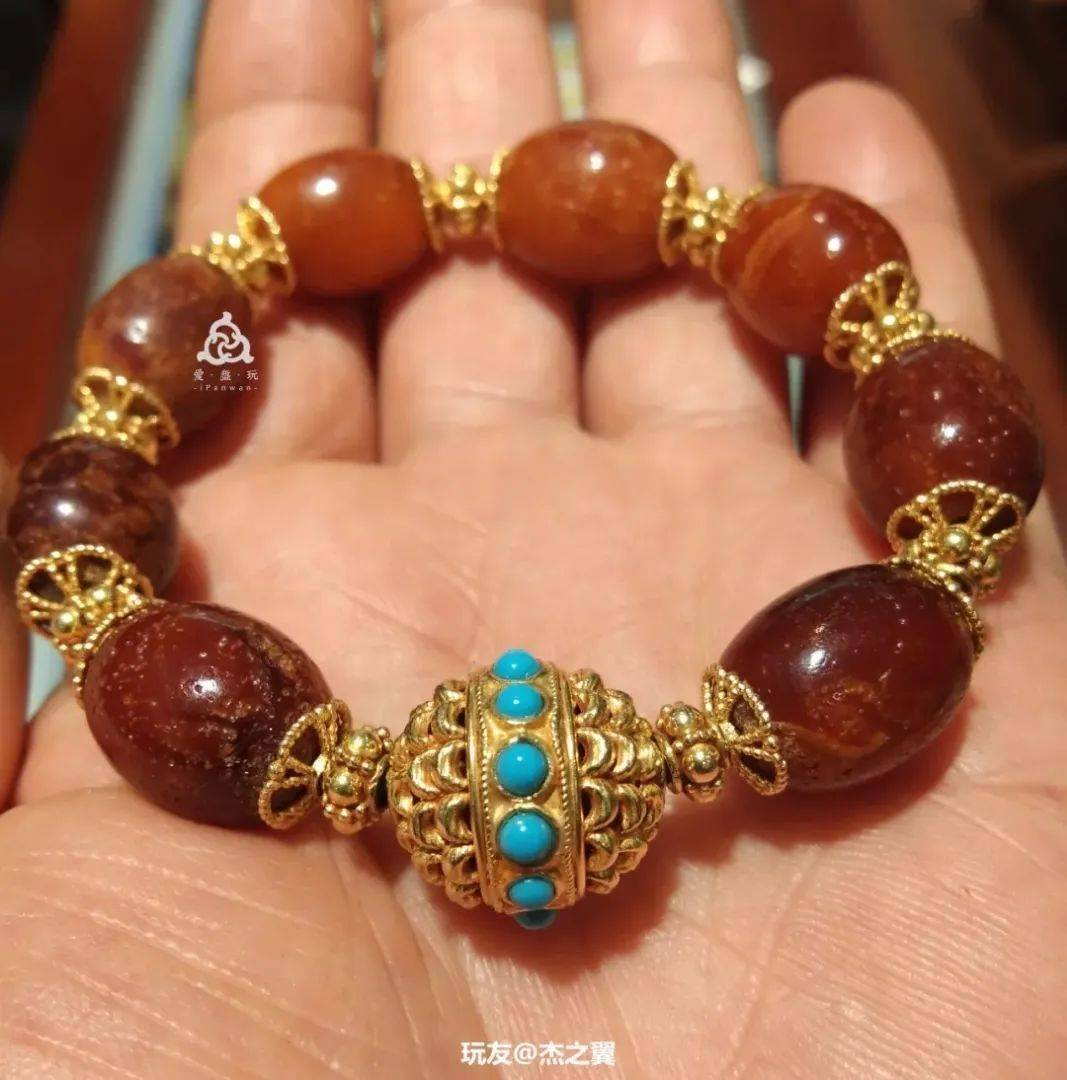 玩友|配饰顶流！有人说它是每个文玩人配串的梦想！价格却没想象中那么贵！