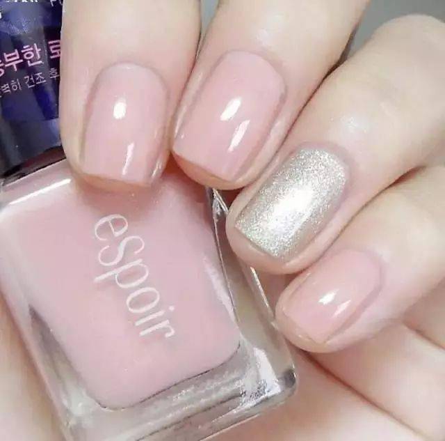 颜色|上班族专题，简约低调的美甲！