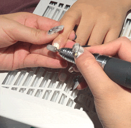 美甲|第一次坐头等舱的我竟然在那美了个发