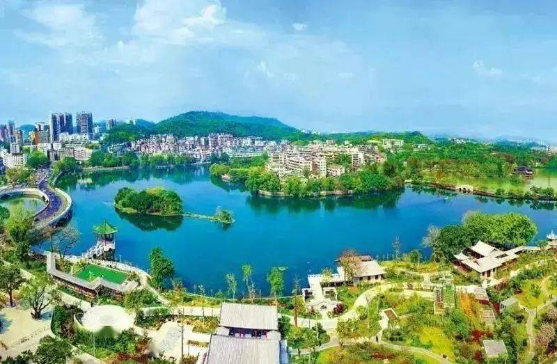 西湖游船哪个线路好 7462d176d5594c5ca56d902954293db7.jpeg