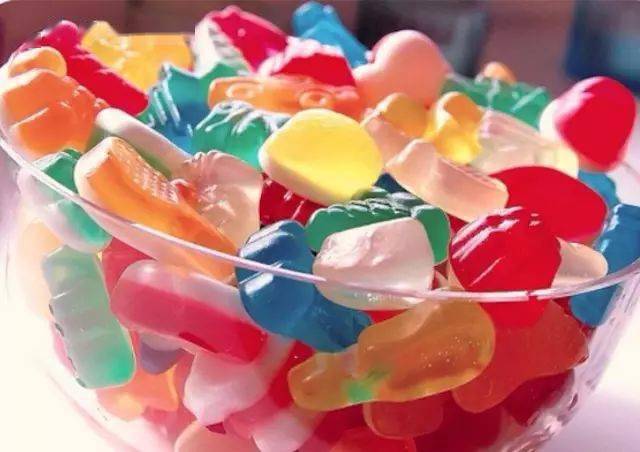 小时候|吃过10种以上说明你老了！北京人小时候的50种爆款零食