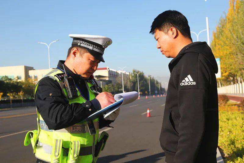 石嘴山市大武口区20全年gdp_石嘴山市大武口区李华(3)