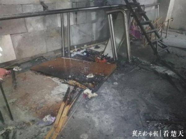 乱扔烟头引发火灾，两名违法行为人被行政拘留