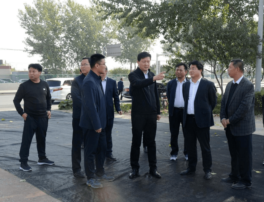 区委书记张学锋调研南北进出市口整治及路网建设工作
