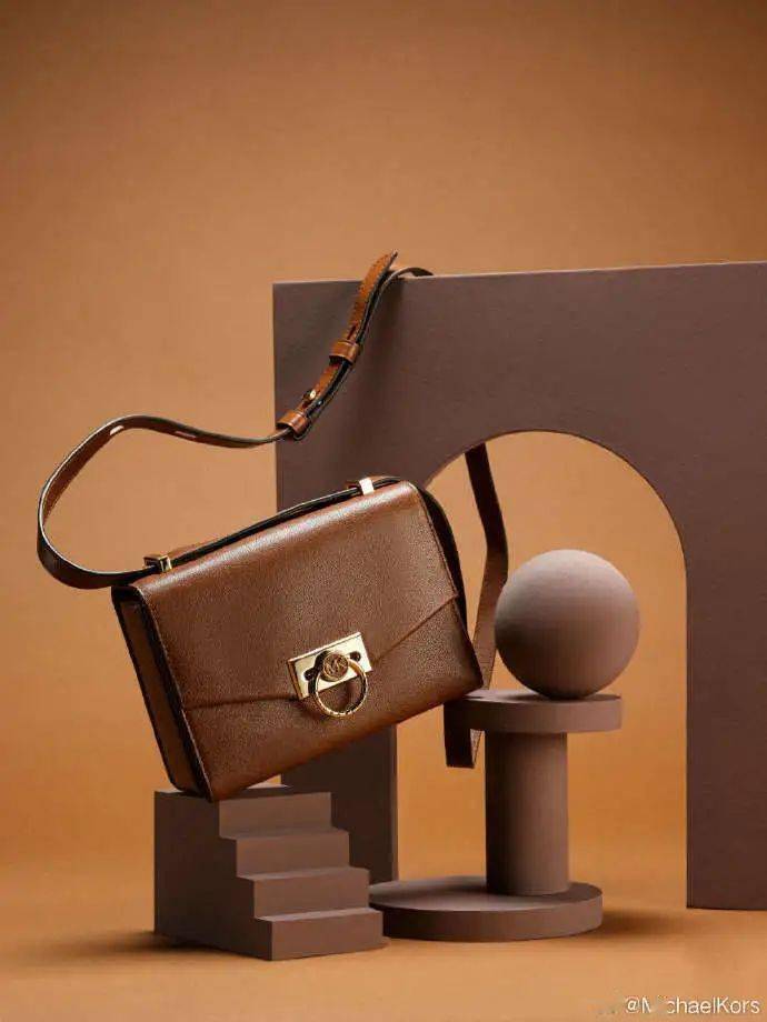 包已|MK和Coach的炸街新包已上线!