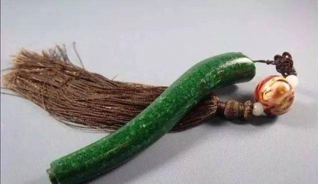 全无|5大奇葩手串:女人越戴越丑,不仅气质全无,还会阴阳失调!