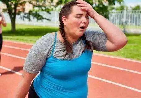 腰带|日本变态“收腰带”,25分钟等于卷腹368次!狂甩游泳圈,轻松get少女腰!