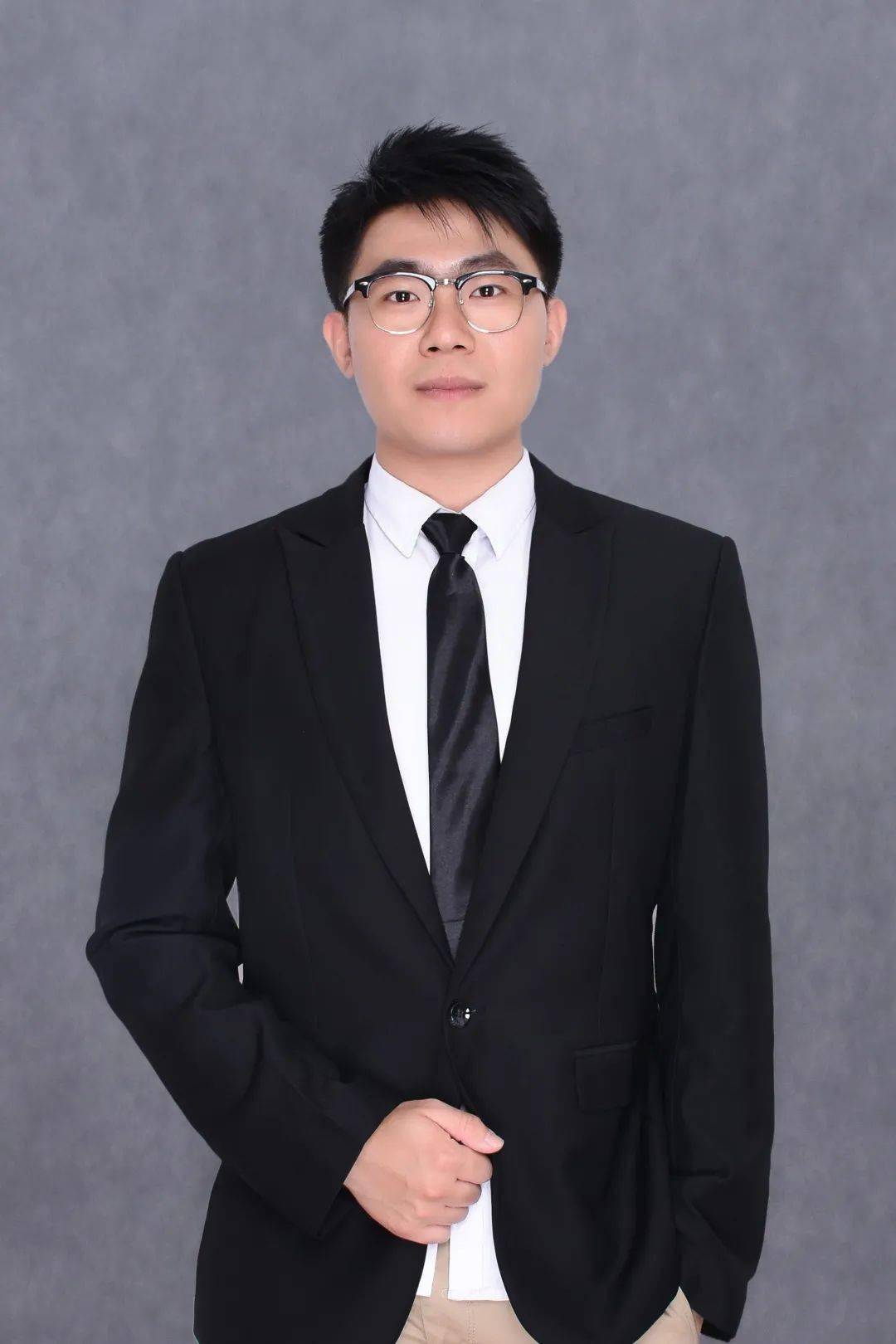 授课讲师:许靖