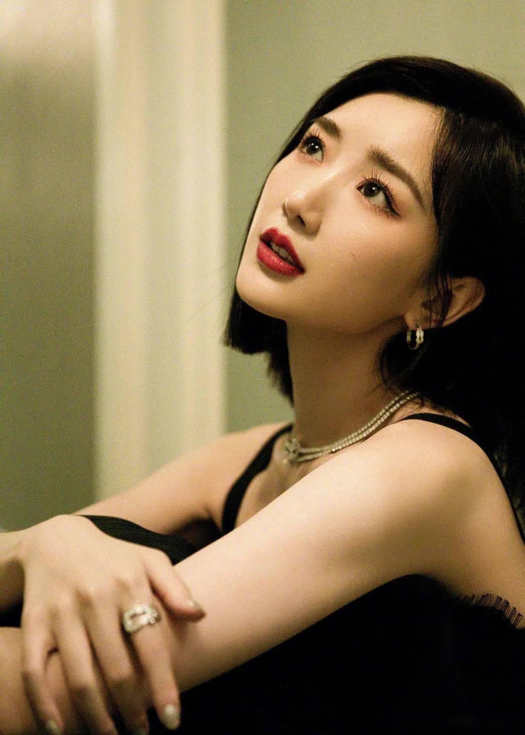 感觉|刘诗诗、宋茜都在画的秋冬暖阳妆，谁不爱呢？