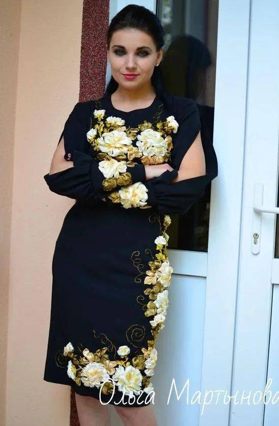 教程|丝带绣 | 奥斯汀玫瑰的绣法教程！（附:13种丝带、7种入门针法详细教程）