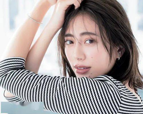 涂谁|足以让你时髦整个秋冬的棕色唇，谁涂谁好看