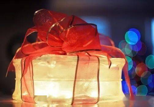 教程|丝带绣 | 奥斯汀玫瑰的绣法教程！（附:13种丝带、7种入门针法详细教程）