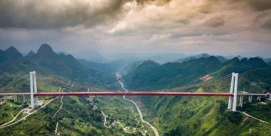 安顺gdp2020_贵州安顺苗族姑娘照片(3)