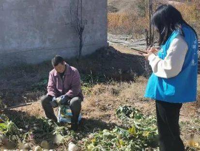 打响人口普查_钢铁侠打响指图片(3)