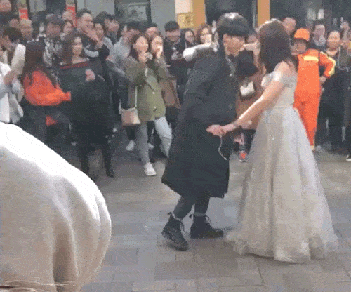 不相信爱情的时候,看看这15张动图