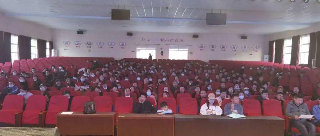 人口普查正式登记动员讲话_普查人口登记表格图片(2)