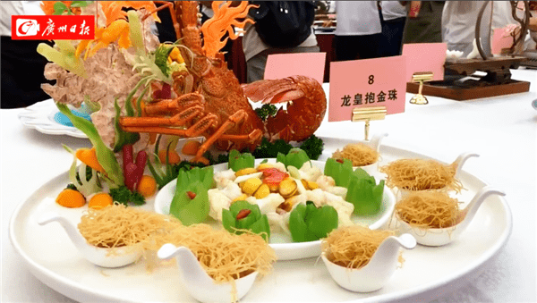 其余精选作品(张定棋)荷塘月色▼中式面点冠军作品(梁健全)龙腾四海▼