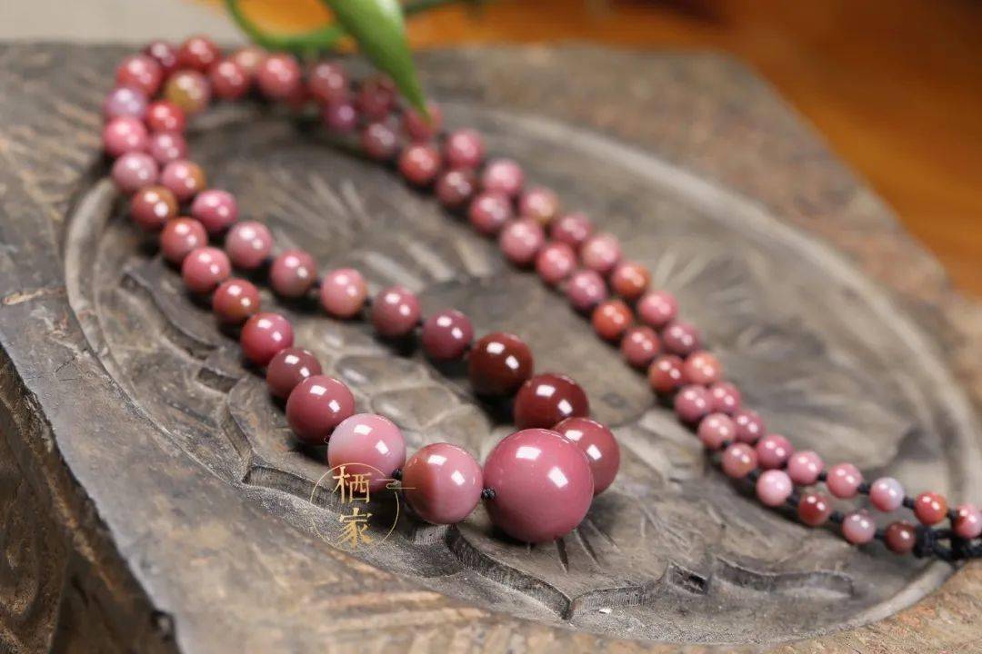 珠宝|把玉石玩成了艺术,这个80后女孩是怎么做到的...