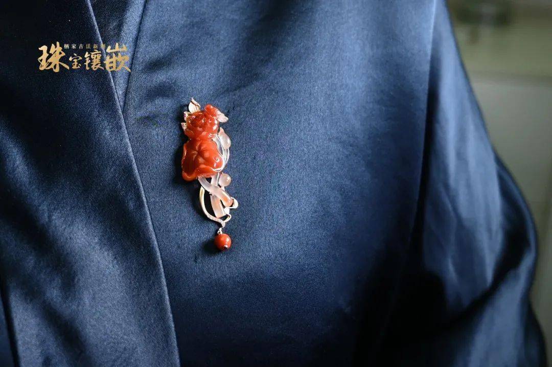 珠宝|把玉石玩成了艺术,这个80后女孩是怎么做到的...