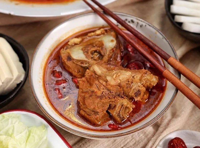 好課 | 一招教你做出易烊千璽同款羊蠍子 熱愛美食 第1张