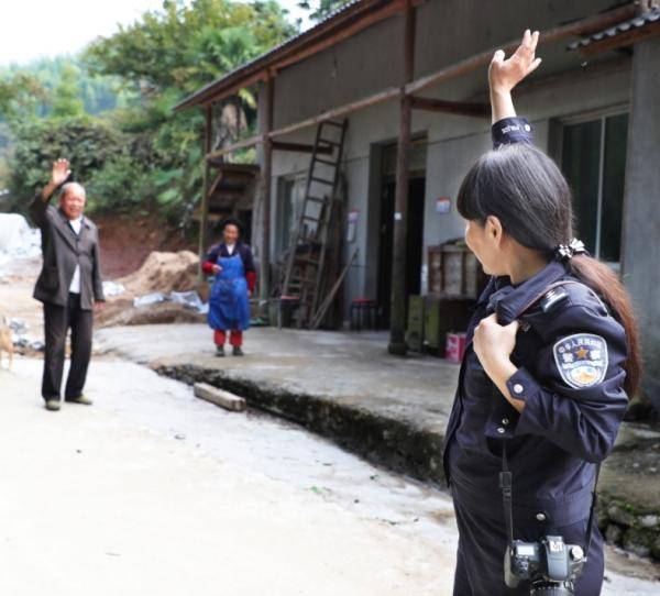 这件“顺便”小事，基层民警坚持了10年