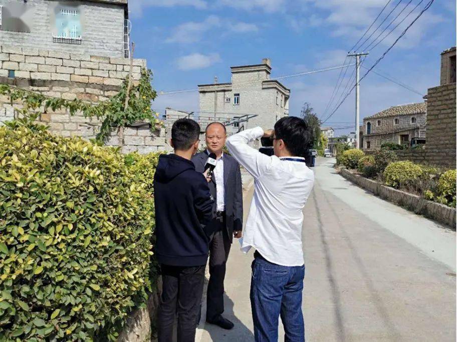 村搞人口普_人口普查(2)