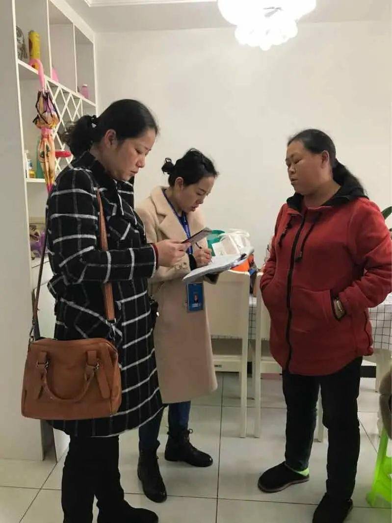 如何在社区开展人口普查_社区人口普查照片