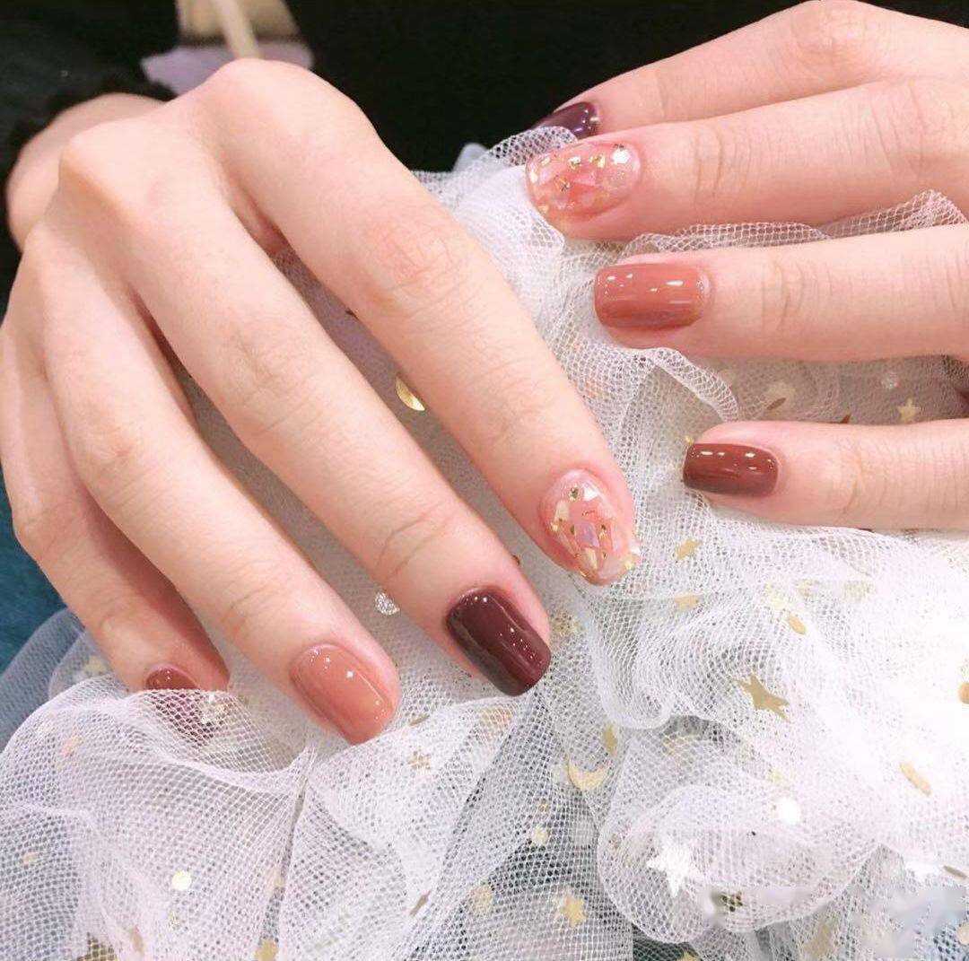 颜色|2020秋冬的流行色美甲都太好看了