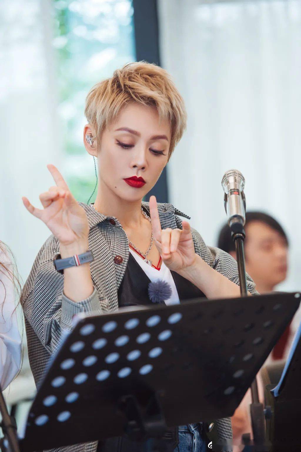 精华|戳进来 | 姐姐们出游越玩越美，为什么我却颜值狂掉？