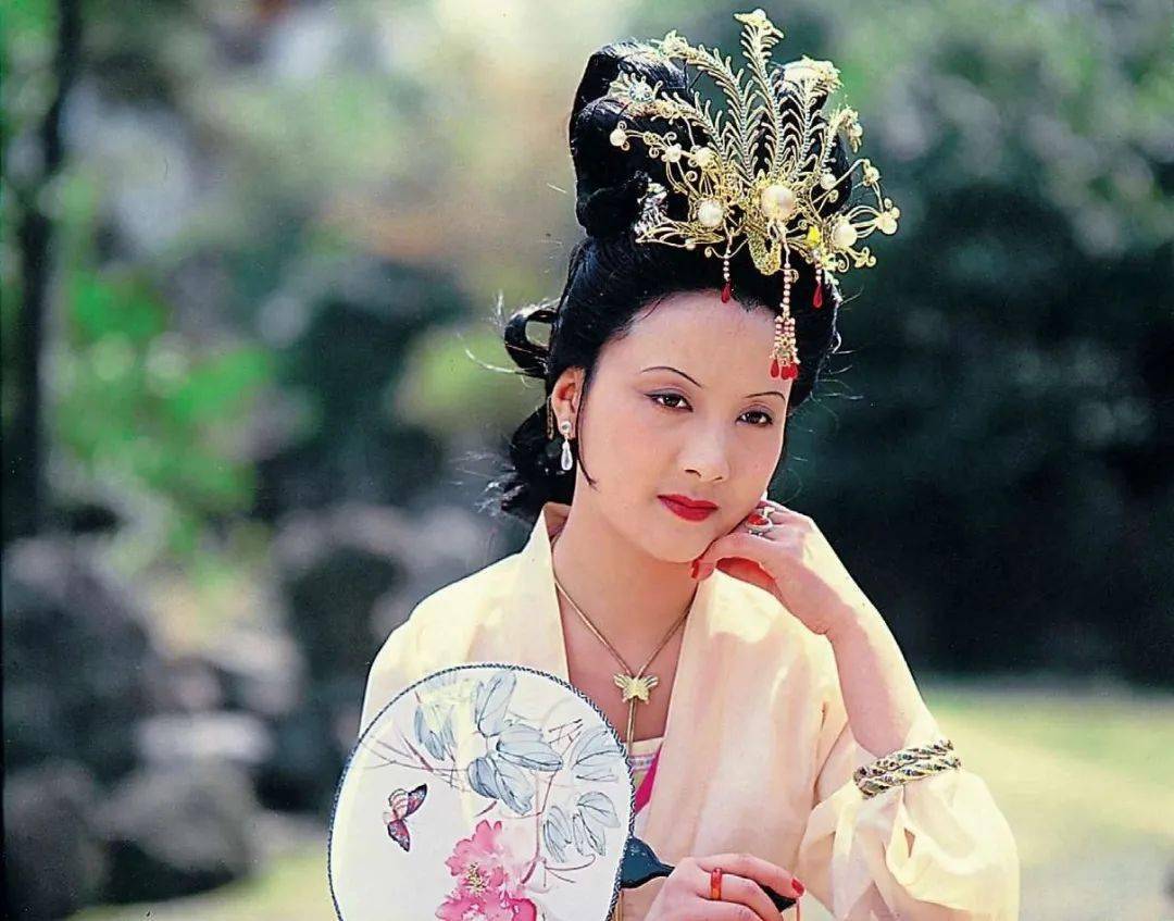 造型|谁来拯救越来越丑的古装剧？观众：中国电视剧，都被网红审美害惨了！