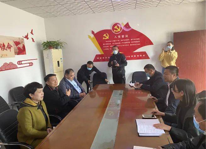 大兴区政协副主席荣俊艳到魏善庄镇西沙窝村调研指导市级软弱涣散村