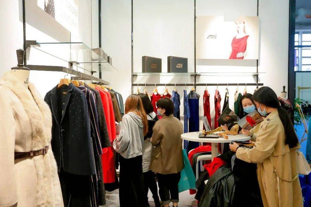 展看|热点｜聚焦新时尚、新渠道、新零售！从2020中国(温州)时尚展看温州时尚定制创新之路