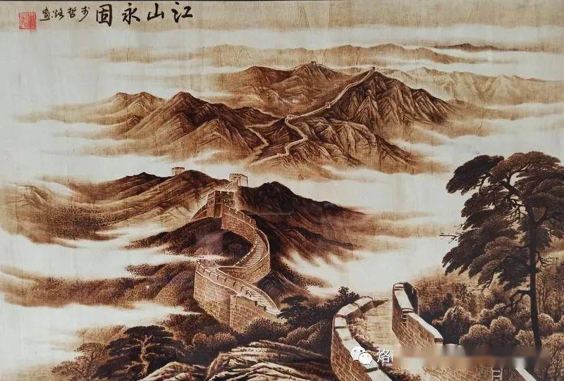 据了解,本届烙画展共计展出作品约300幅,参展烙画家100余名,其中不乏