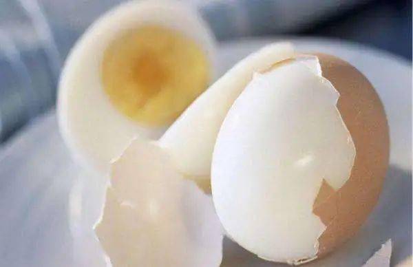 【烹饪小技巧】白煮蛋为什么有的难剥,有的好剥_手机搜狐网