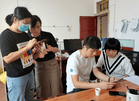 人口普查工作火热进行中_人口普查工作照片(2)