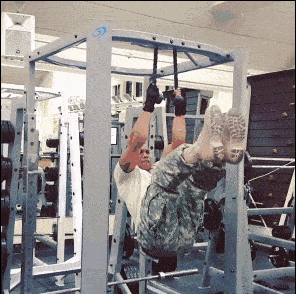 健身|美国大兵变态的肌肉训练，看完大写的服......