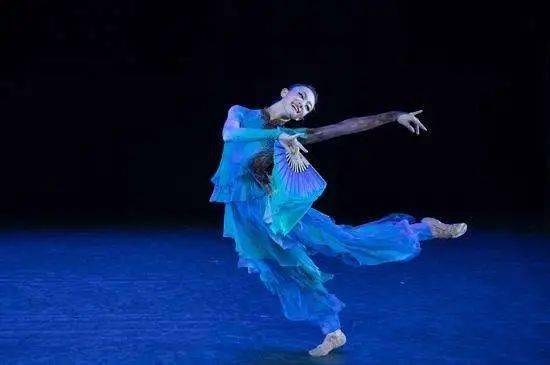 先报先得~下周六,听中国舞尊谈舞蹈艺术与情怀的故事