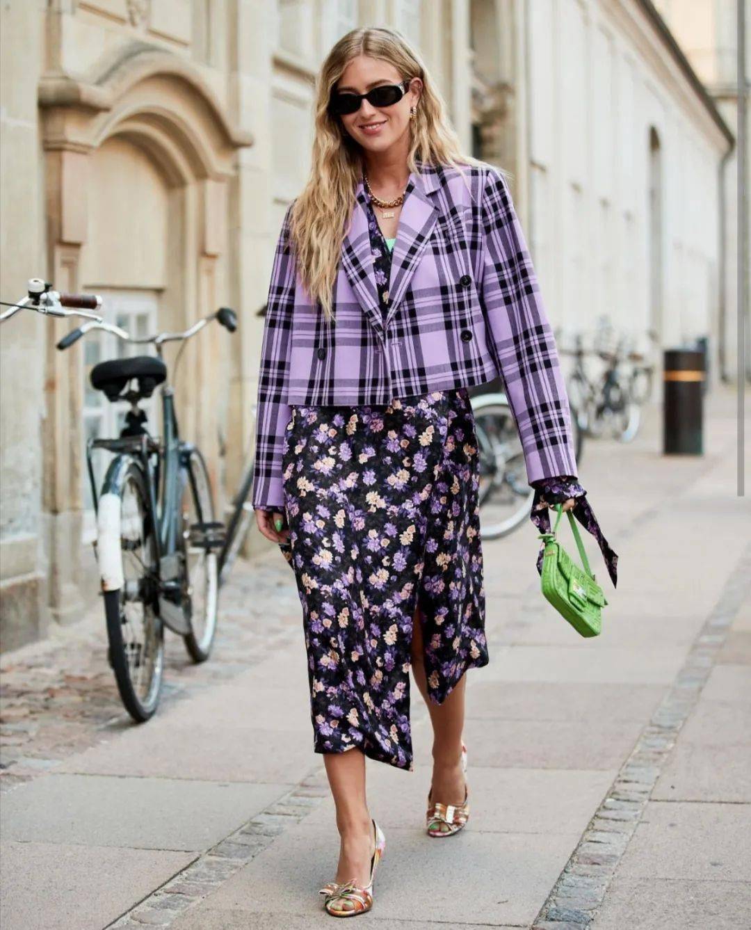 格子|热播剧女象棋天才造型更出圈~这一波复古格纹带起来！