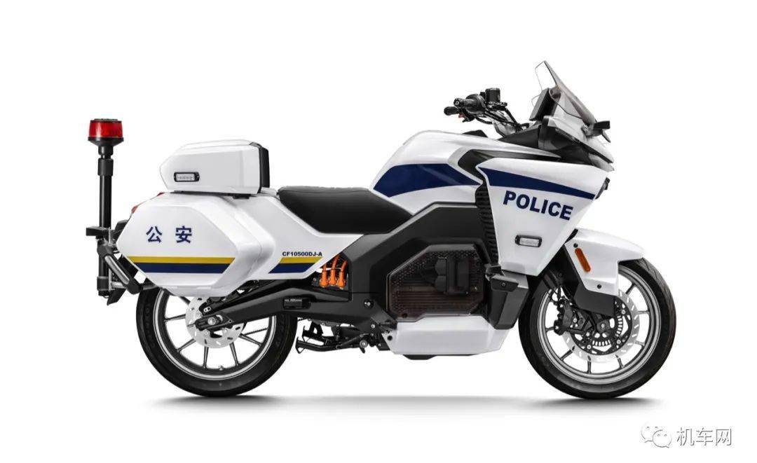 这才是电动摩托车!春风首台警用电动车300gt-e