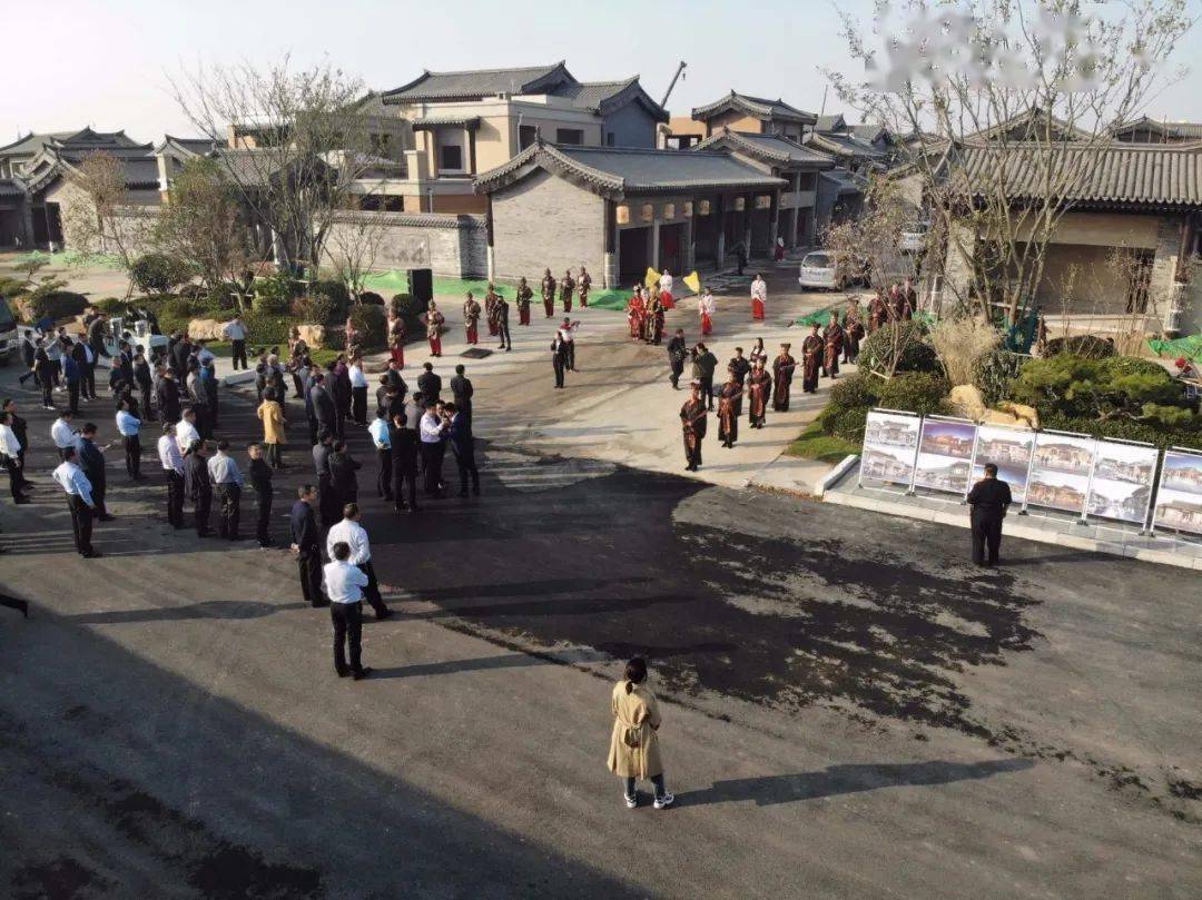 县领导观摩郯国御街建设现场