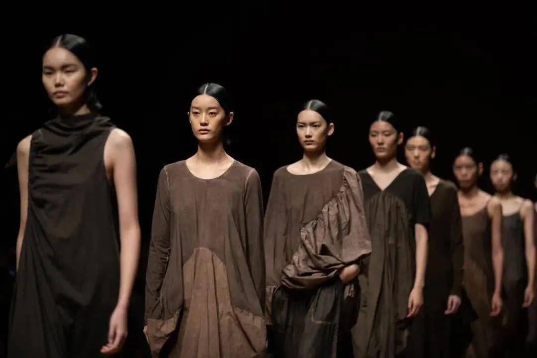 品牌|单月收录39起设计师品牌跨界活动！ | 华丽志设计师月报（10月）