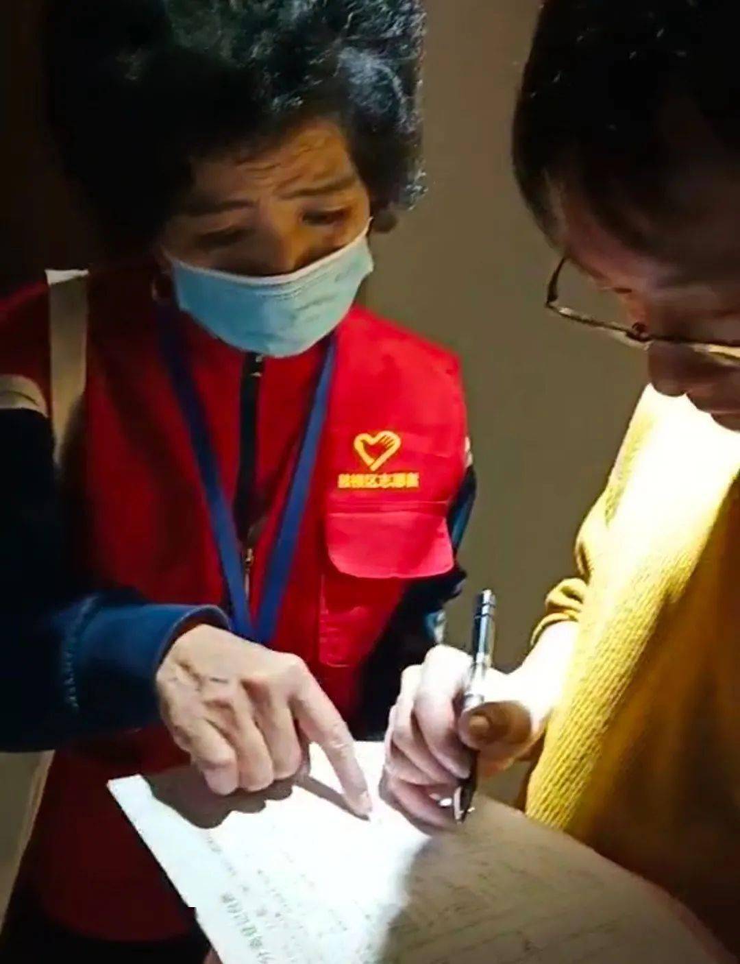 人口普查抱养黑人黑户_人口普查